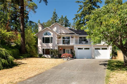 222 Ashley Pl, Langford, BC, V9B5V5 | Card Image