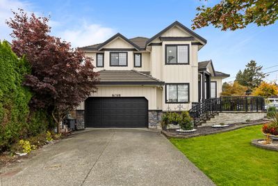 6789 150 St, House other with 7 bedrooms, 6 bathrooms and 6 parking in Surrey BC | Image 1