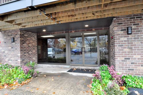 apt-205-45 Park Pl, New Britain, CT, 06052-1464 | Card Image