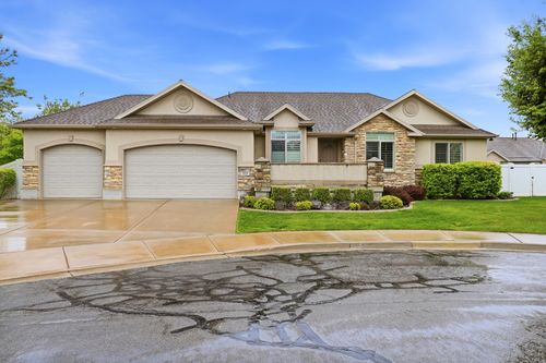 312 Escala Ln, Centerville, UT, 84014-2825 | Card Image