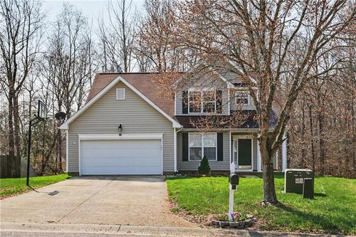 611 Queensbury Ln, Williamsburg, VA, 23185-5499 | Card Image