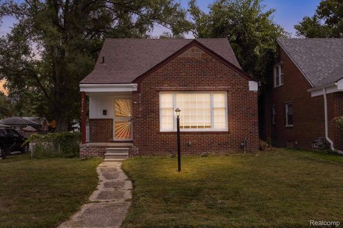 20116 Greydale Ave, Detroit, MI, 48219-4431 | Card Image