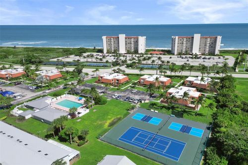 9421 S Ocean Dr, Jensen Beach, FL, 34957-2325 | Card Image