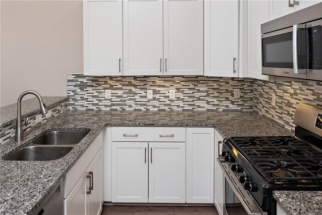 APT-518 - 301 5 Th Ave, Condo with 2 bedrooms, 2 bathrooms and 1 parking in Pittsburgh PA | Image 28