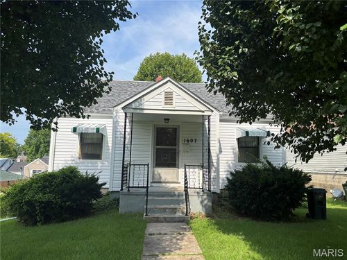 1607 N Cedar St, Rolla, MO, 65401-2334 | Card Image