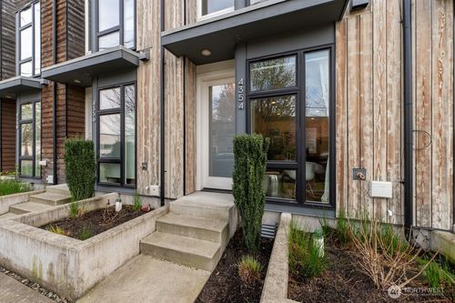 4354 6th Ave Nw, Seattle, WA, 98107-4417 | Card Image