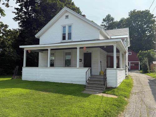 209 Grove St, Bennington, VT, 05201-2005 | Card Image