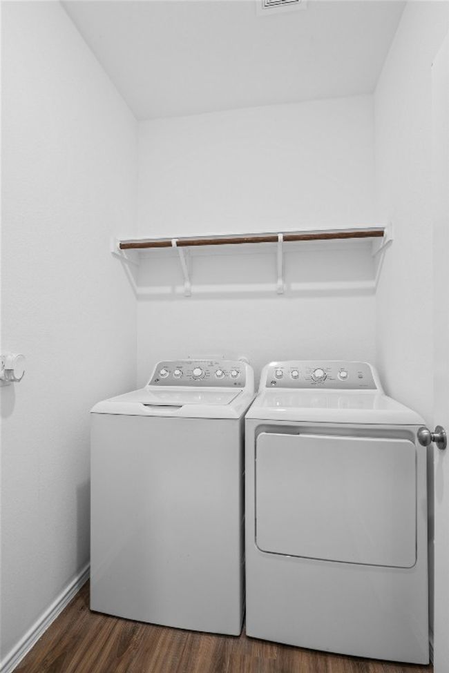 Laundry room near primary bedroom | Image 31