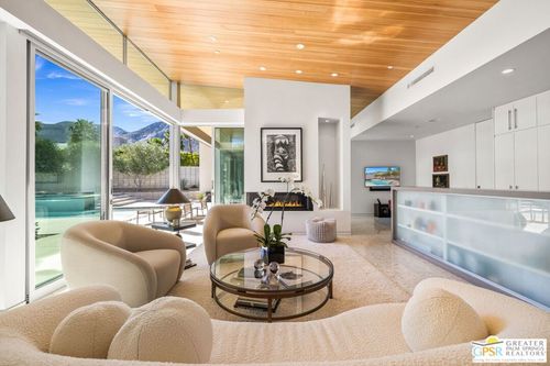 3075 Goldenrod Lane, Palm Springs, CA, 92264 | Card Image