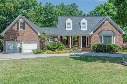 3316 Marlborough Rd, Burlington, NC, 27215-8105 | Card Image