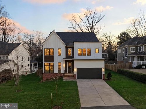 2107 Greenwich St, FALLS CHURCH, VA, 22043-1642 | Card Image