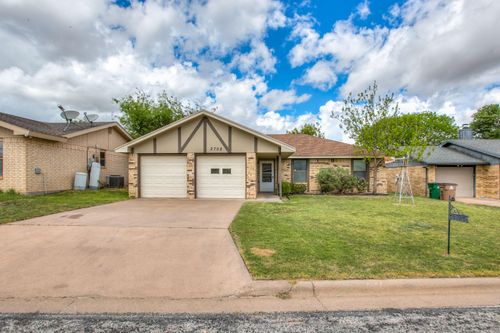 2702 1st Atlas St, San Angelo, TX, 76905-4223 | Card Image