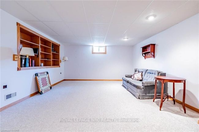 601 Bunting Rd, House other with 3 bedrooms, 2 bathrooms and 6 parking in Saint Catharines ON | Image 32