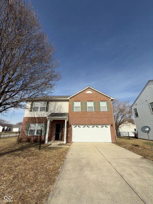 1881 Harvest Meadow Dr, Greenwood, IN, 46143-7044 | Card Image
