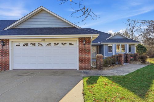 1130 Lois Ct, Shoreview, MN, 55126-5600 | Card Image