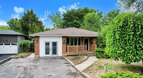 215A Paris Rd, Brantford, ON, N3R1J2 | Card Image