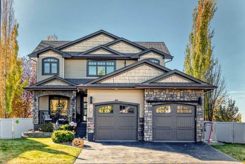 92 Allwright Close, Red Deer, AB, T4R3P2 | Card Image