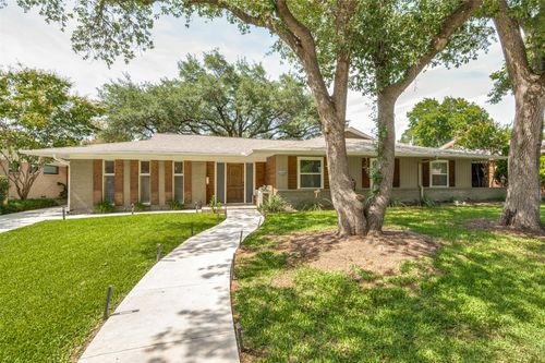 3245 Latham Dr, Dallas, TX, 75229-3845 | Card Image