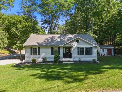 2 Hemlock Shore Dr, Atkinson, NH, 03811-2123 | Card Image