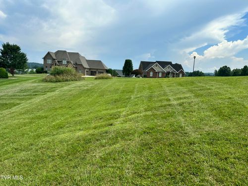 129 Forest Ln S, Blountville, TN, 37617-6454 | Card Image