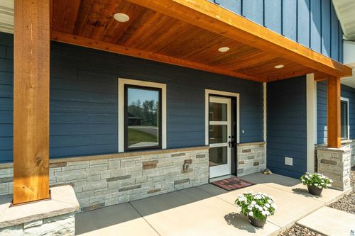 4889 Peyton Dr, Hermantown, MN, 55811-2895 | Card Image