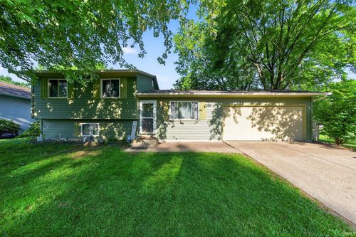 609 Stickler Ave, Mishawaka, IN, 46544-3458 | Card Image