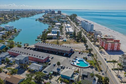 17s-8565 W Gulf Blvd, TREASURE ISLAND, FL, 33706-3447 | Card Image