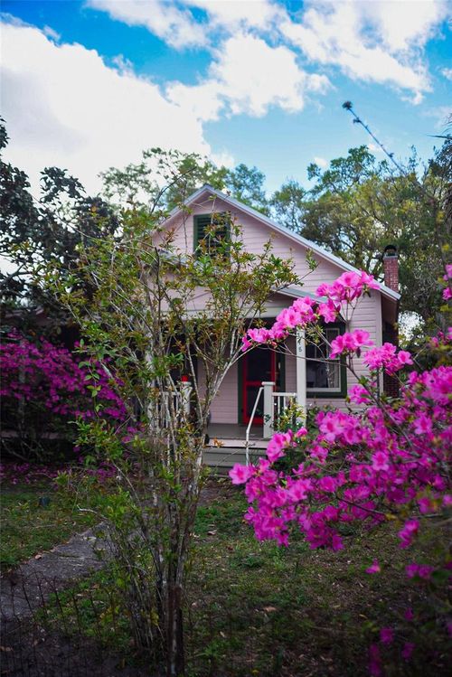 748 W Florence Ave, DeLand, FL, 32720-3205 | Card Image