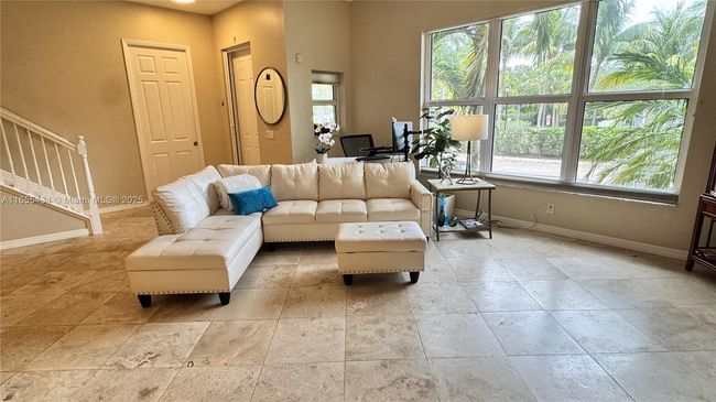APT-104 - 2601 14 Th Ave, Condo with 2 bedrooms, 3 bathrooms and null parking in Wilton Manors FL | Image 4