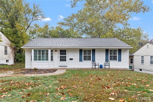 714 Brookridge Dr, Webster Groves, MO, 63119-4946 | Card Image