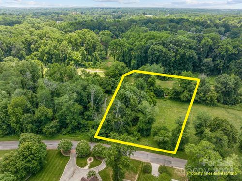 523 Riviera Dr, Salisbury, NC, 28144-8429 | Card Image