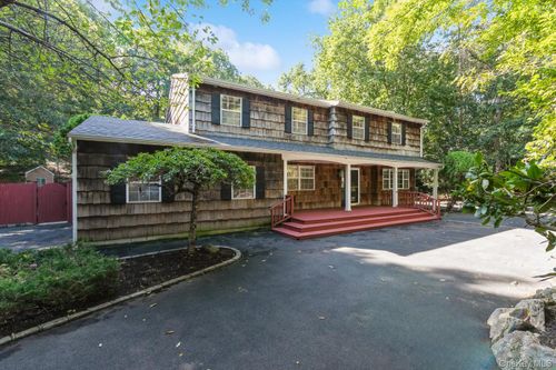 24 Kastal Dr, Ridge, NY, 11961-1932 | Card Image