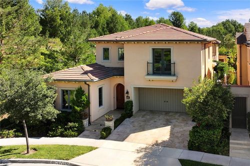 51 Thoroughbred, Irvine, CA, 92602-1829 | Card Image