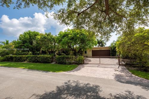 17625 Sw 91st Ave, Palmetto Bay, FL, 33157-5817 | Card Image