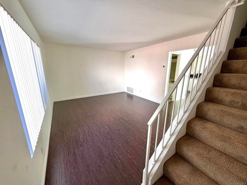 2139 Via Esmarca, Oceanside, CA, 92054-7314 | Card Image