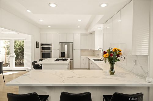 b-2406 Huntington Ln, Redondo Beach, CA, 90278-4157 | Card Image