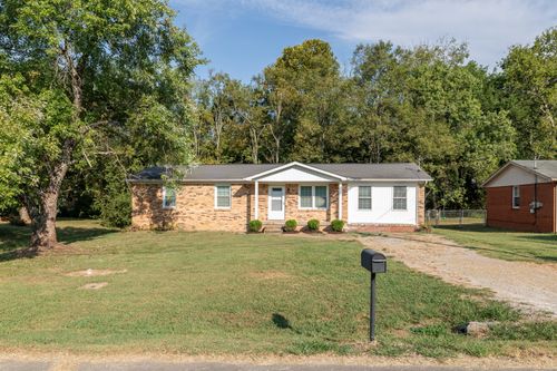 1339 Meadowbrook Dr, Pulaski, TN, 38478-5002 | Card Image