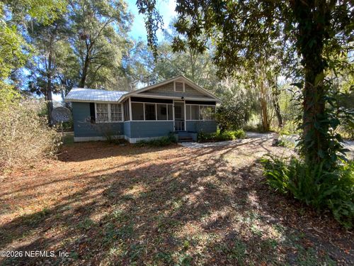 210 Pine Ave, Pomona Park, FL, 32181-2513 | Card Image