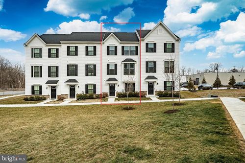 404 Pitch Pine Way, EXTON, PA, 19341-2698 | Card Image