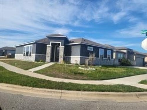 2225 Crystal Bay Dr, Corpus Christi, TX, 78414-2846 | Card Image