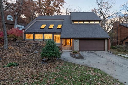 5846 Schumann Drive, Fitchburg, WI, 53711 | Card Image