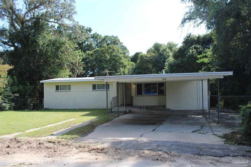 519 S Edgewood Cir, Pensacola, FL, 32506-5447 | Card Image