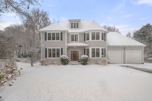 8 Jillian Dr, Bourne, MA, 02532-2264 | Card Image