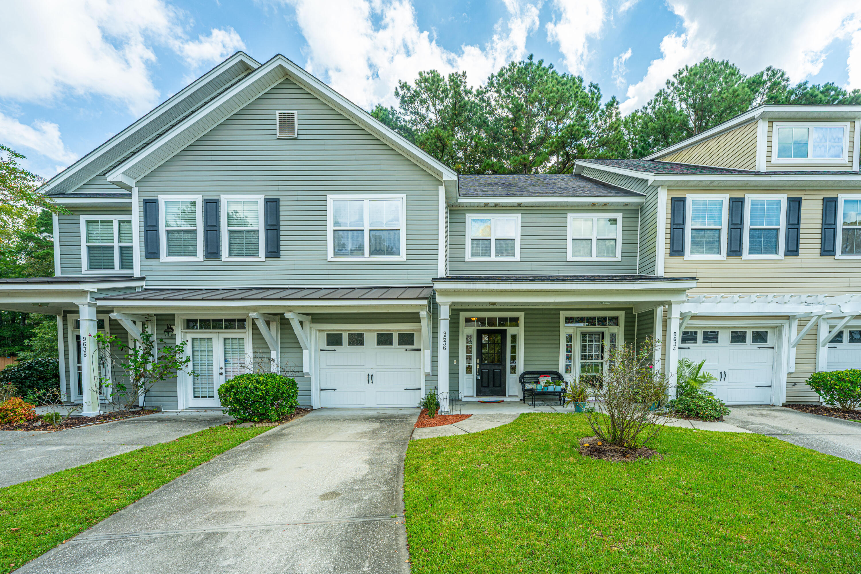 Scarborough Ct, Summerville, SC 29485