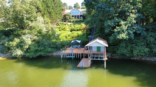 1411 Idlewood Rd, Hardy, VA, 24101-2817 | Card Image