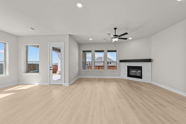 113 Calf Ln, House other with 4 bedrooms, 3 bathrooms and null parking in Midlothian TX | Image 11