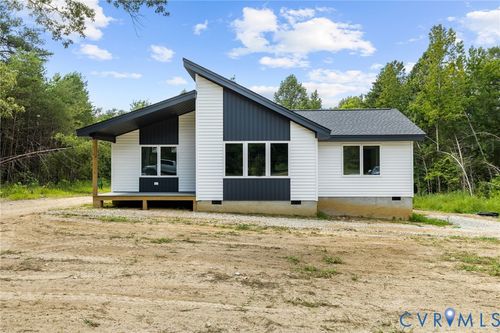 5059 River Rd W, Goochland, VA, 23063-2817 | Card Image