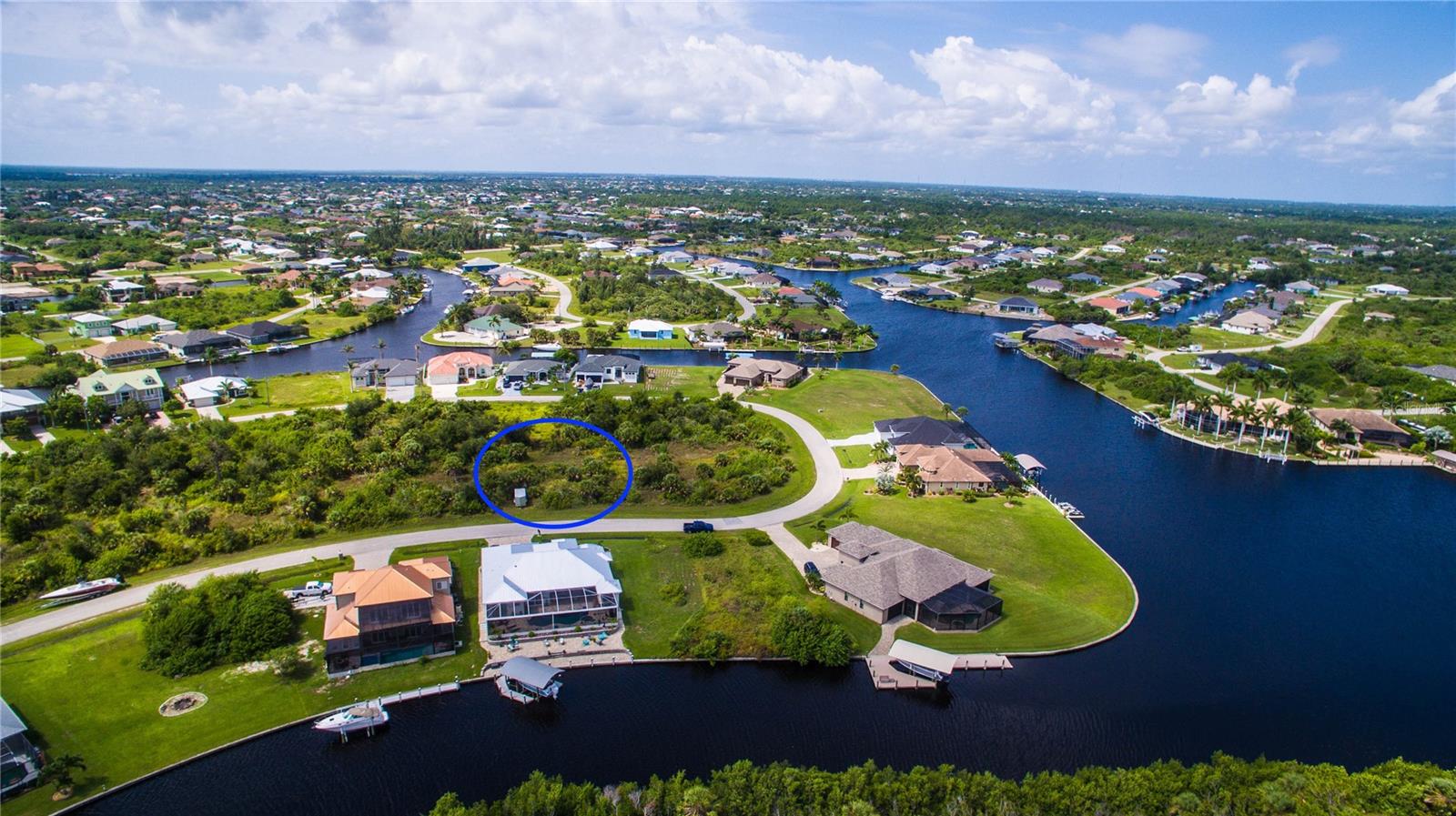 Land in PORT CHARLOTTE 4