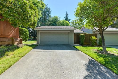 6726 Vivienda Ln, Citrus Heights, CA, 95621-4331 | Card Image