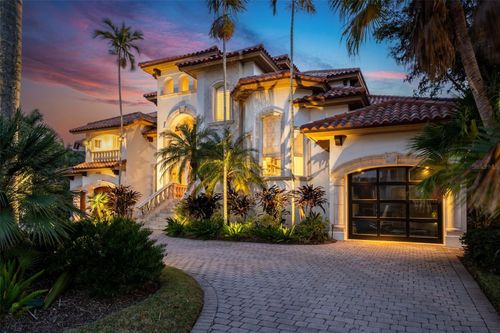 1394 Harbor Dr, SARASOTA, FL, 34239-2012 | Card Image
